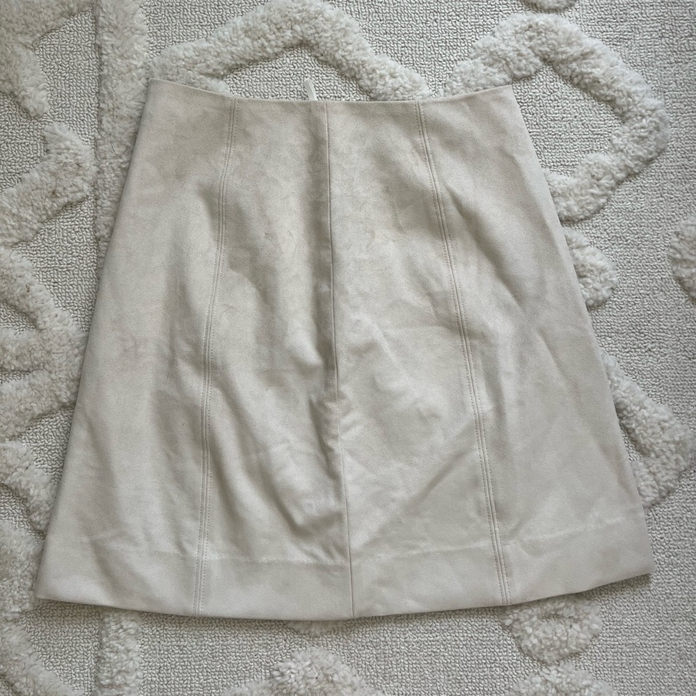 Aritzia Babaton Cream Suede Skirt